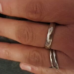 14k White Gold Wedding Band